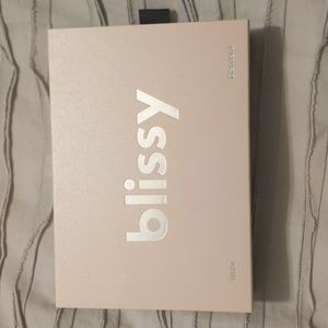 Blissy standard white pillowcase